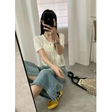 批发短袖女2026新款夏季小个子简约休闲V领针织短款t恤上衣女装