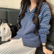 批发条纹软糯拉链连帽<b class='q'>毛衣</b><b class='q'>短款</b>外套百搭高级感宽松慵懒针织上衣