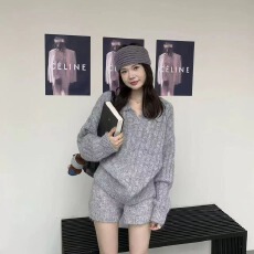 批发减龄百搭INS风森系轻奢时尚套装气质宽松时尚显瘦短套+上衣套装