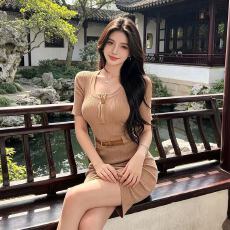 批发名媛风短袖<b class='q'>针织</b><b class='q'>连衣裙</b>女纯欲风高级感包臀气质短裙夏季