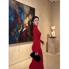 批发红色针织连衣裙女秋冬新款小香风修身过年长裙翻领内搭长裙