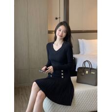 批发韩国气质港式温柔淑女风V领毛衣针织连衣裙女秋冬百褶蓬蓬a字伞裙