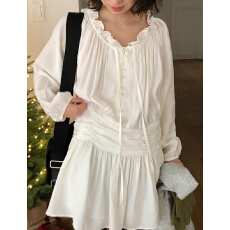 批发2026早春新款韩系ins法式温柔白色肌理感小众显瘦长袖短款<b class='q'>连衣裙</b>