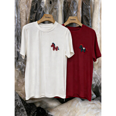 批发2026早春圆领小马立体绣花图案宽松短袖T恤打底衫