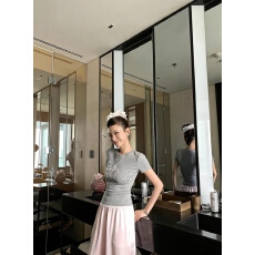 批发美式高街珍珠短款黑色T恤女新款圆领短袖t蕾丝边上衣潮流修身<b class='q'>显瘦</b>