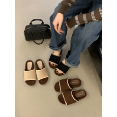 批发2025秋季新款舒适休闲一字拖鞋女绒面绣线厚底平跟防滑软底