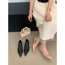 2026新款春款法式低跟漆皮蝴蝶结镂空尖头内增高单鞋女