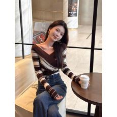 批发韩系条纹<b class='q'>不规则</b>交叉v领毛<b class='q'>针织衫</b>女秋设计感打底上衣