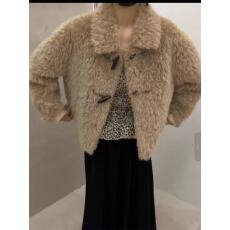 批发法式复古毛茸茸立领单排扣百搭保暖外套女韩系chic冬装软糯短上衣