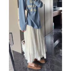 批发高级感超好看飘逸半身裙女2026年春季仙气a字大摆褶皱百褶裙子ins