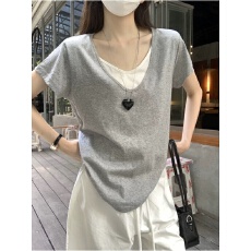 批发棉麻冰丝慵懒宽松<b class='q'>假两件</b>短袖t恤女夏季大码胖mm老钱风休闲v领<b class='q'>上衣</b>