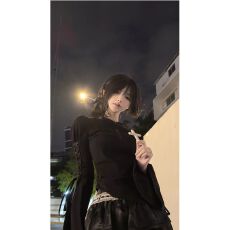 -y2k亚文化日系长袖t恤女秋十字花边绑带喇叭袖上衣设计感小众