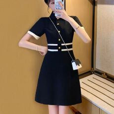 批发间色春夏季针织<b class='q'>女</b>士翻领<b class='q'>连衣裙</b>高弹面料钉扣装饰厂家直销价格优惠