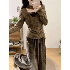 批发实拍秋冬新款法式大码洋气时尚小众独特漂亮修身显瘦别致针织衫女