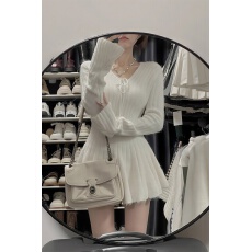 批发法式V领白色针织毛衣连衣裙女秋<b class='q'>冬</b>气质内搭打底裙收腰修身短裙子