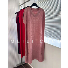 批发褶家夏季新款纯色三宅风褶皱宽松遮肉显瘦V领短袖气质长裙<b class='q'>连衣裙</b>