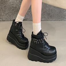 批发10cm大码坡跟厚底四季女鞋跨境35-43码铆钉圆头增高女靴长靴