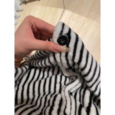 批发韩版高级感珊瑚绒条纹长袖睡衣<b class='q'>女</b>冬新款加绒加厚家居服套装可外穿