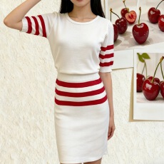 批发春夏新款女装小香风名媛两件套夏季包臀裙短袖<b class='q'>条纹</b>针织套装