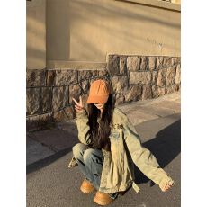 批发美式复古黄泥染哥特字母<b class='q'>牛仔</b>外套秋冬款宽松设计感小众夹克