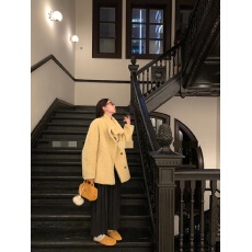 批发皮草女2025新款皮毛一体高级感羊羔毛外套<b class='q'>冬</b>季加厚立领毛毛大衣