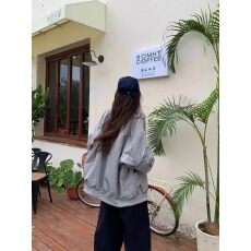 批发美式<b class='q'>街头</b>棒球服外套男女春秋设计感宽松情侣不规则铁标飞行员夹克