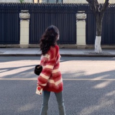 批发奶fufu慵懒风毛衣女秋冬圆领套头内搭水貂毛宽松撞色条纹上衣<b class='q'>日系</b>