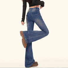 批发<b class='q'>韩版</b>设计感铆钉微喇叭<b class='q'>牛仔裤</b><b class='q'>女</b>春秋季新款显瘦时尚微喇<b class='q'>牛仔裤</b>潮