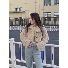 批发羊羔毛外套女2025冬季加厚皮草短款环保皮草牛角扣泰迪卷毛毛上衣