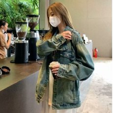 批发美式复古水洗做旧牛仔外套女秋<b class='q'>冬</b>2025新款潮牌设计感翻领工装夹克