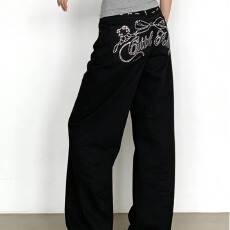 批发美式复古烫钻弯刀牛仔裤女2026秋<b class='q'>冬</b>新款高腰宽松显瘦垂感阔腿裤