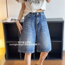 批发高腰乐万邦<b class='q'>水洗</b>弯刀牛仔短裤女夏季宽松显瘦阔腿直筒五分牛仔中裤