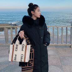 批发实拍<b class='q'>棉衣</b>东大门羽绒服女中长款2025年冬季新款过膝棉服外套现货款