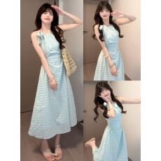 批发法式绿色格子无袖吊带<b class='q'>连衣裙</b>子女夏季2026新款海边度假风<b class='q'>收腰</b>长裙