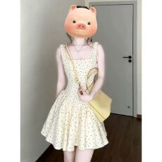 批发2026新款夏季气质优雅波点<b class='q'>连衣裙</b>纯欲辣妹吊带A字短裙女<b class='q'>收腰</b>显瘦