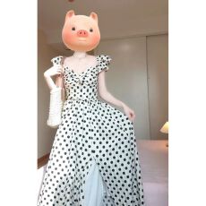 批发法式波点<b class='q'>连衣裙</b>女装<b class='q'>夏</b>季高级感海边度假小飞袖气质收腰a字长裙子