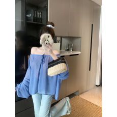 批发纯欲风波点一字肩防晒长袖衬衫女夏季薄款宽松设计感<b class='q'>雪纺上衣</b>罩衫