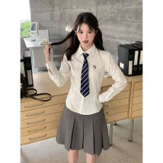 批发东京岁时记JK<b class='q'>衬衫</b>白色制服长袖收腰学院风修身上衣刺绣<b class='q'>衬衣</b>月华高