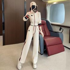 批发小众卫衣连帽春秋季<b class='q'>运动</b>套装2025年两件套休闲简约新款女装直筒裤