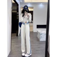 批发减龄牛仔拼接2025年春秋季休闲流行两件套学院风新款运动套装女装