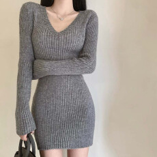 批发十三行质量紧身收腰针织<b class='q'>连衣裙</b>女秋冬气质<b class='q'>V领</b>毛衣裙包臀打底短裙