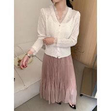 批发法式V领蕾丝拼接开衫<b class='q'>毛衣</b><b class='q'>女</b>2026夏季新款气质长袖针织衫时髦上衣
