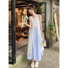 批发松弛感穿搭 镂空流苏马甲+蓝白条纹半身裙套装」