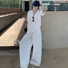 批发慵懒休闲<b class='q'>运动</b>服套装女夏季V领宽松简约纯色<b class='q'>短袖</b>显瘦阔腿裤两件套