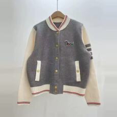 批发2025秋冬新款学院风撞色胸前小狗贴布棒球领长袖针织开衫毛衣外套