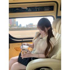 法式镂空娃娃领泡泡短袖针织衫女夏季减龄设计感纯欲修身显瘦上衣