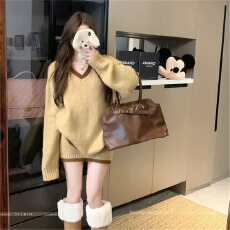 批发撞色腰包两件套v臀领套头高<b class='q'>套装</b>女秋冬<b class='q'>针织</b>衫复古半身裙毛衣