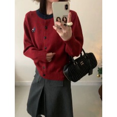 批发小马刺绣设计针织开衫女<b class='q'>欧洲站</b>2025冬装<b class='q'>新款</b>欧货女装毛衣外套潮