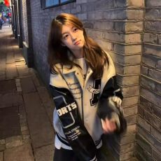 批发美式复古棒球服外套女冬季新款翻领刺绣情侣<b class='q'>立领</b>加棉加厚夹克外套