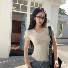 批发纯色V领T恤女<b class='q'>短袖</b>夏季收腰休闲设计感百搭打底衫基础款上衣ins潮